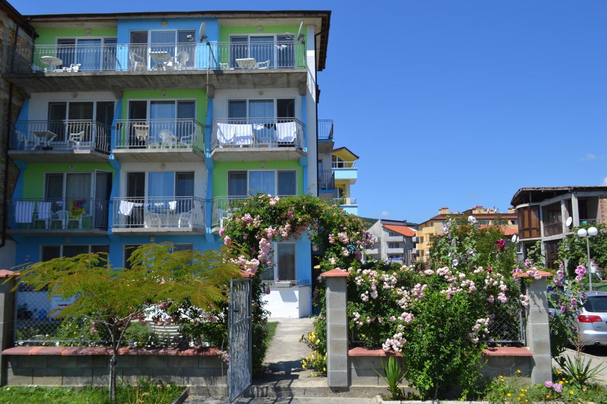 Galina Guest House Obzor Luaran gambar